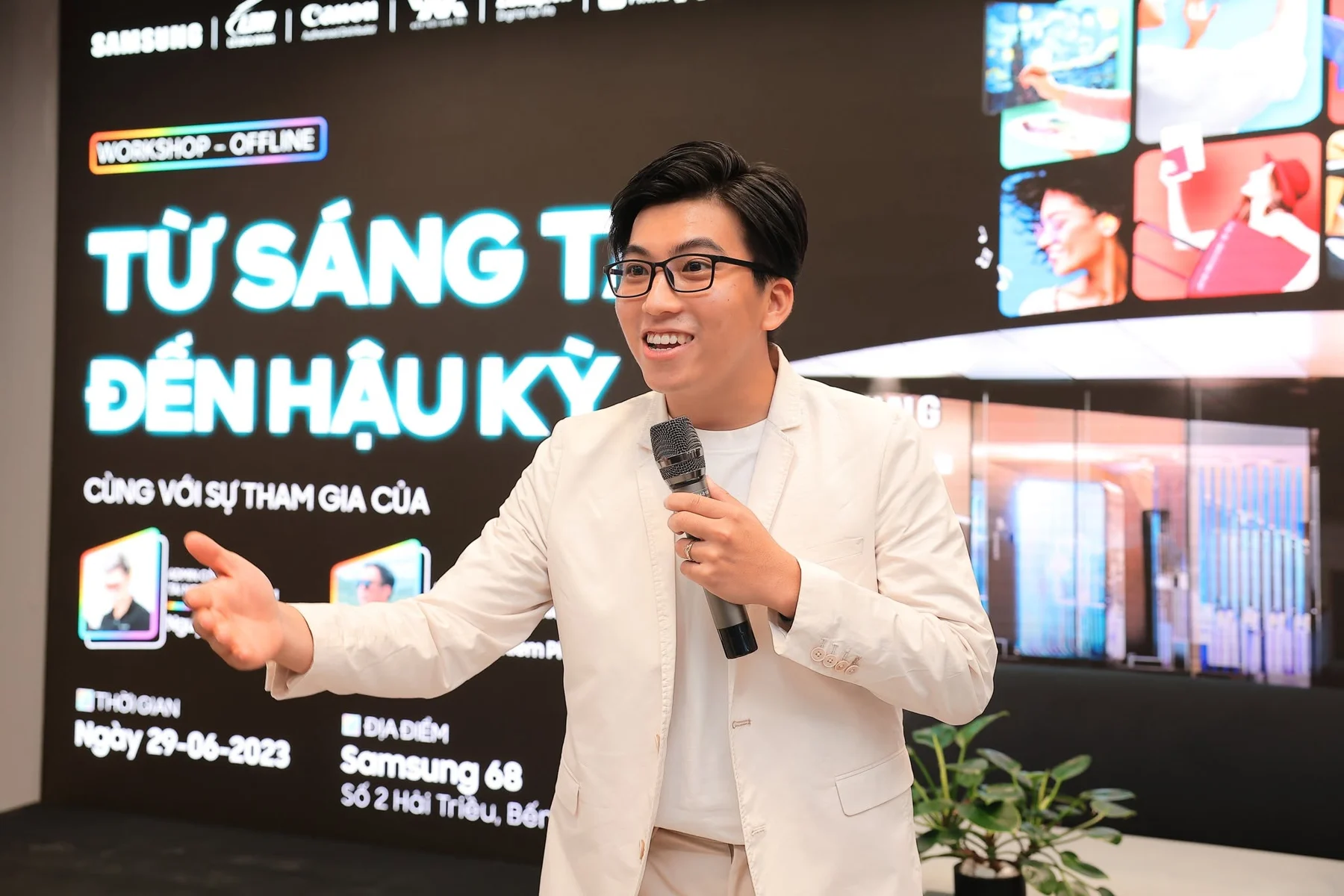 Diễn giả trao đổi tại workshop Từ sáng tạo đến hậu kỳ